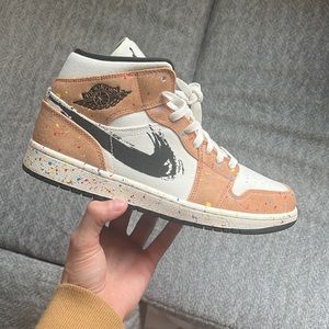 Jordan 1 BrushStroke paint splatter
